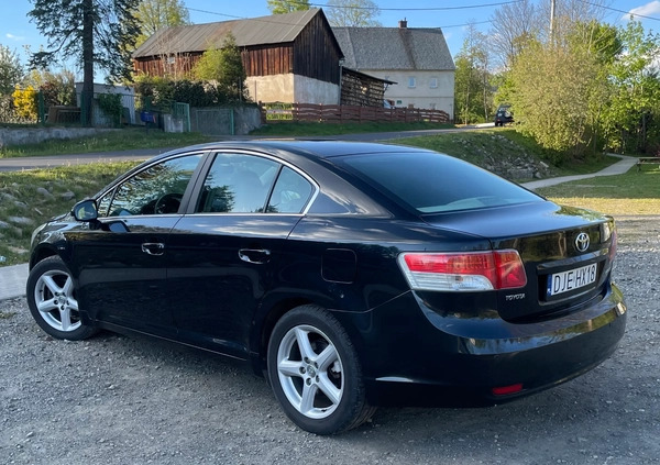 Toyota Avensis cena 37500 przebieg: 150000, rok produkcji 2011 z Góra małe 562